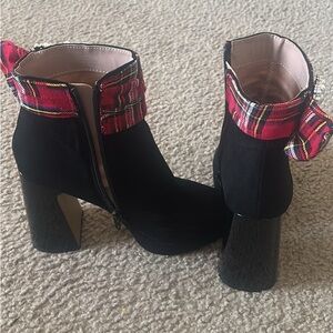 Betsey Johnson Black Boots with Red Plaid Accent